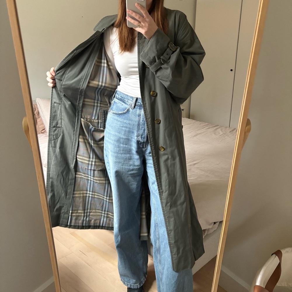 Burberry Olive Green Long Trench Coat - Picture 2 of 15
